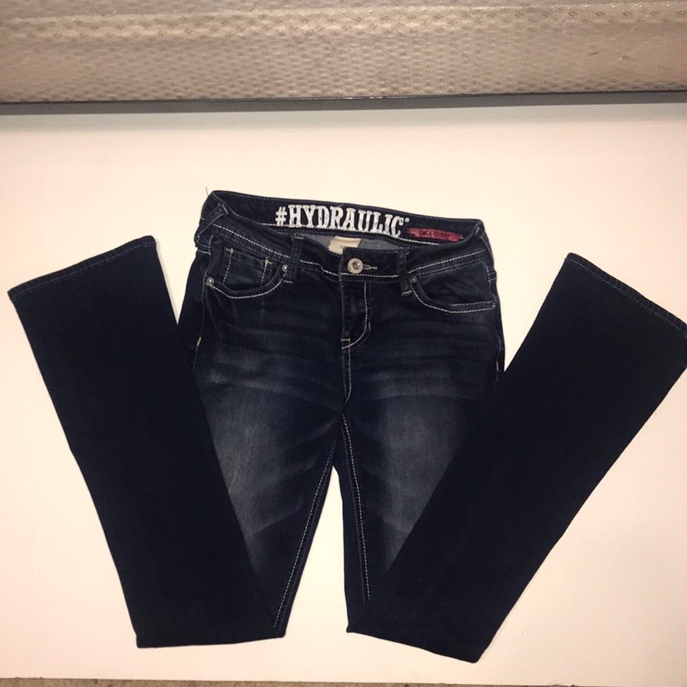 BRAND NEW - JUNIORS - Hydraulic Jeans- Lola Curvy